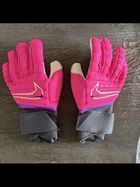 Nike GK Phantom Elite Soccer Goalkeeper Gloves Pink Size 8 (DM4006-639)
